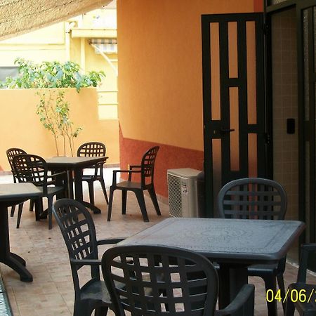 B&B Mediterraneo Торре-Мелісса Екстер'єр фото