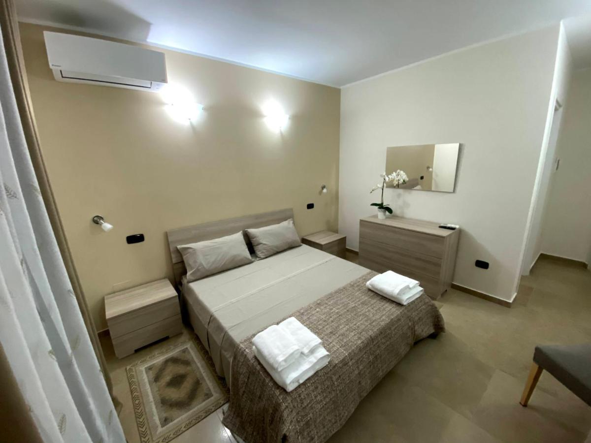 B&B Mediterraneo Торре-Мелісса Екстер'єр фото
